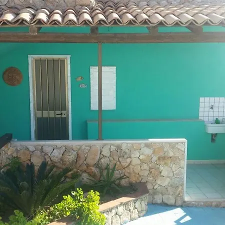 Holiday home Blu